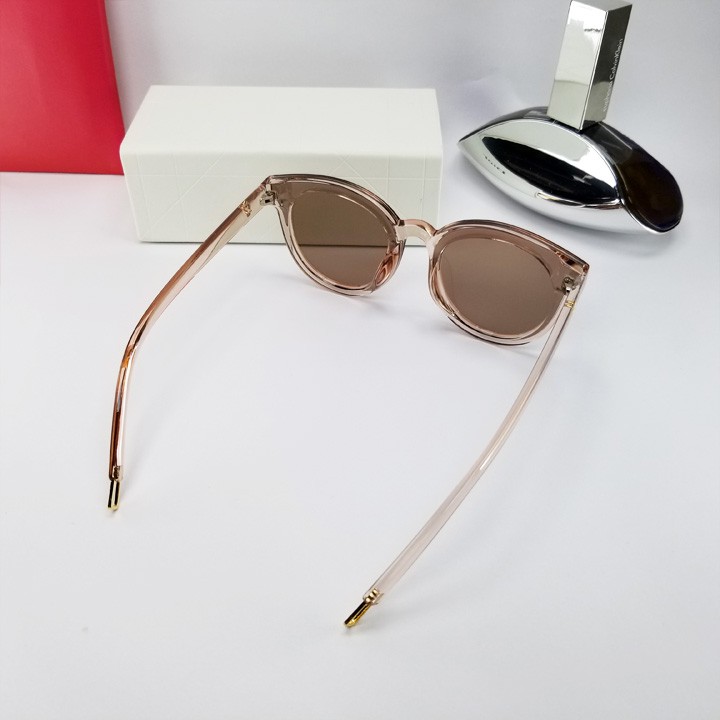 Mắt kính nữ mắt mèo chữ V 337- Tròng kính, gọng kính màu nâu trà, ôm mặt, không kén size - Đạt chuẩn UV400 - Giá sỉ | BigBuy360 - bigbuy360.vn