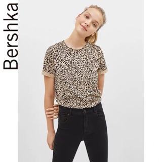 Áo bershka auth size M ( có ảnh thật )