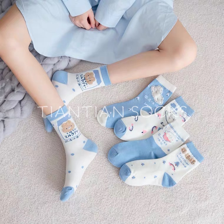 TIAN TIAN T124 Hàng mới về Tất nữ cổ cao Vớ cổ trung in hình gấu thỏ hoạt hình phong cách Nhật Bản thu đông cao cấp