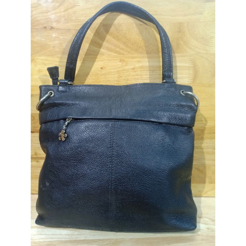 Túi xách có dây đeo chéo da thật secondhand  221221