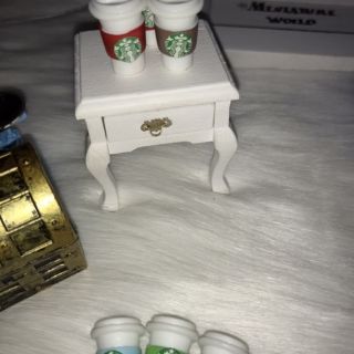 Set 4 ly cafe starBucks take a way mini.