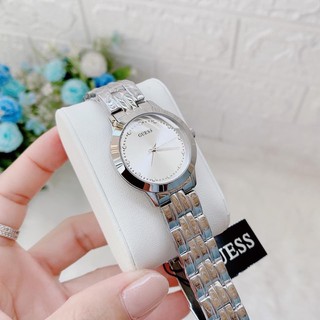 Đồng hồ nữ Guess màu bạc