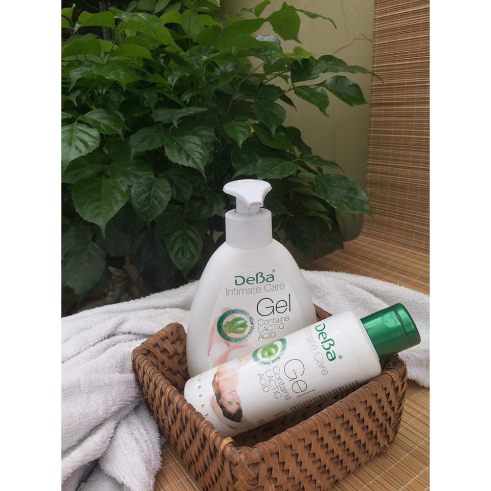 Gel vệ sinh phụ nữ Deba Intimate care Gel - Gel Lô Hội 250 ml/ Bulgaria