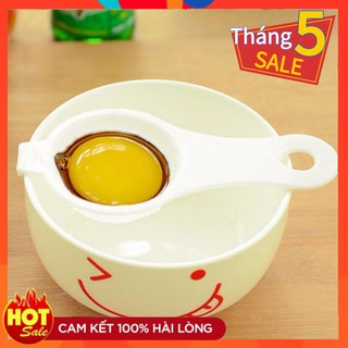 Dụng cụ tách lòng đỏ trứng tiện dụng