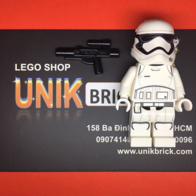 Lego UNIK BRICK Storm Trooper (Mẫu 2) trong Star Wars Chiến tranh giữa các vì sao chính hãng (như hình).