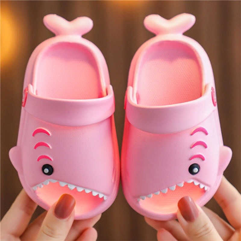 Dép Cho Bé Gái, Bé Trai, Dép Sục Quai Hậu Baby Shark, siêu nhẹ, chống trơn trượt