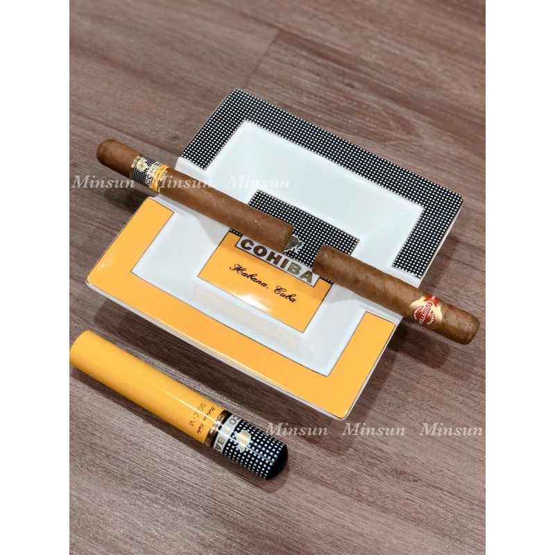 Gạt tàn sứ vuông 2 chỗ Cohiba