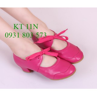 Giày khiêu vũ nữ