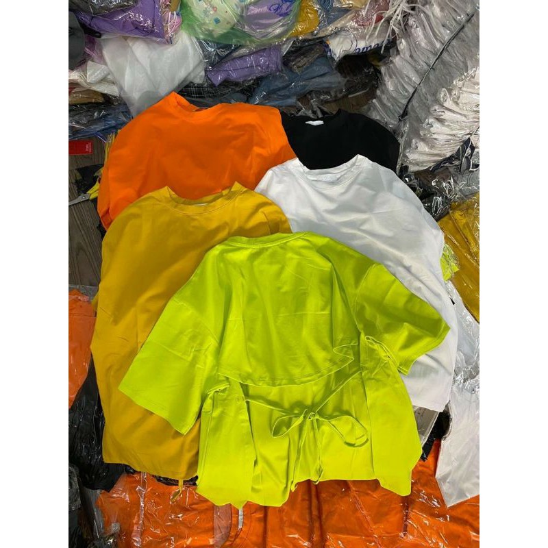 Áo thun tà trước dài tà sau ngắn có thể mặc nhiều kiểu