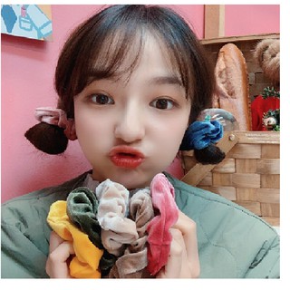 Buộc tóc scrunchies vải nhung