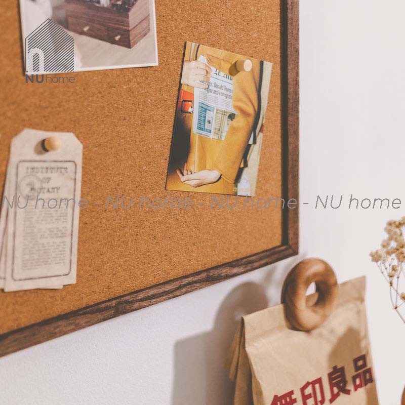 nuhome.vn | Bảng ghim - Pin Board được thiết kế đẹp mắt với khung gỗ sồi dùng ghim ghi chú, tranh ảnh chất lượng cao cấp