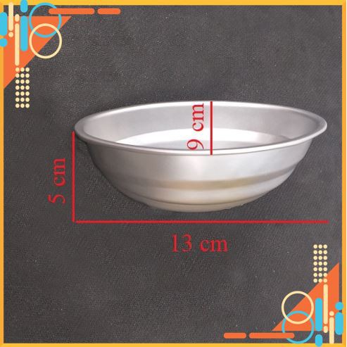 Khuôn quả bàng chất liệu hợp kim nhôm đúc  dùng làm bánh mì hoa cúc, bánh bông lan trong nấu ăn làm bánh.