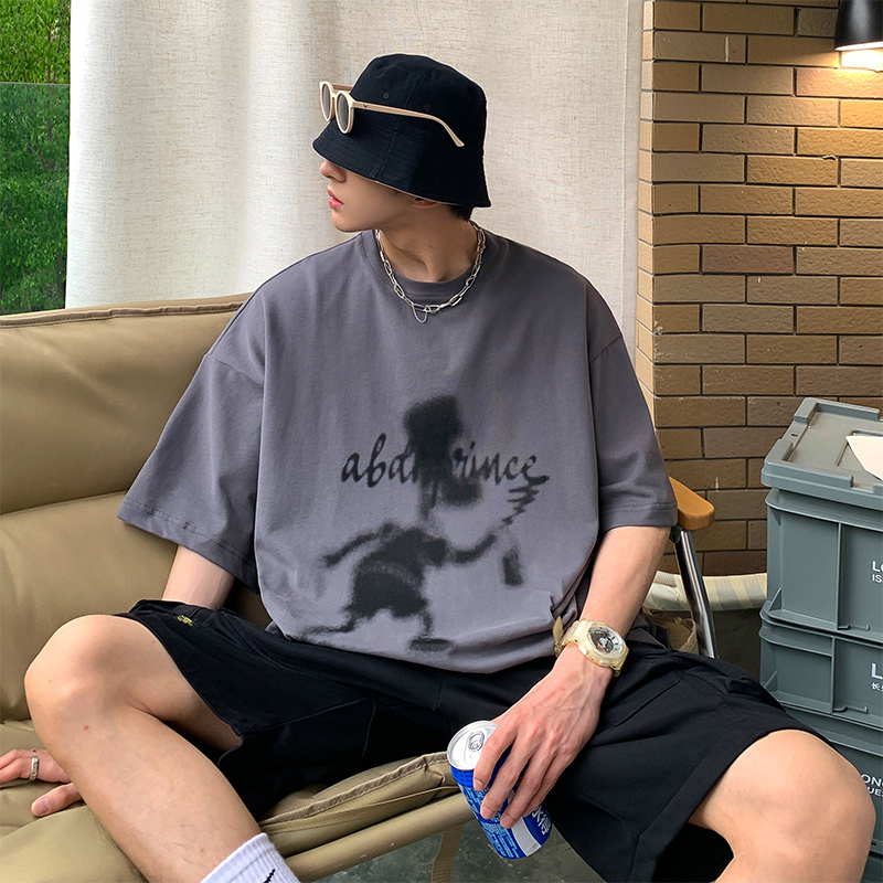 Áo thun tay ngắn dáng rộng in họa tiết graffiti phong cách hip hop thời trang dành cho nam 2021