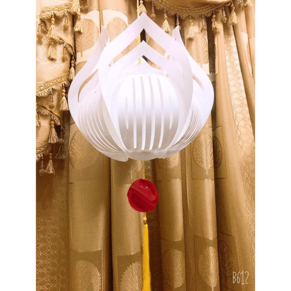 Đèn Lồng Nhựa Hoa Sen xuyên sáng trang trí quán cafe, sân vườn, chùa chiền, đường phố...