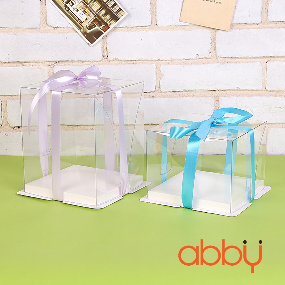 Hộp gato trong suốt 25.5*25.5*18cm (kèm đế trắng)