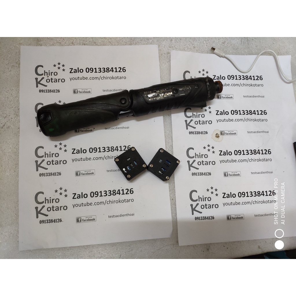 Đế sạc pin Hitachi EBM 315 3.6V dùng nguồn 5V với đèn báo