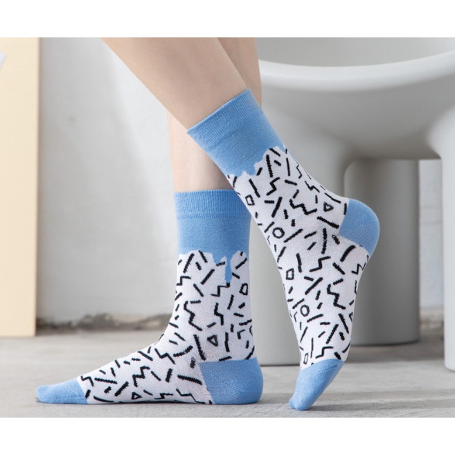 Vớ Tất cao cổ Nam Nữ phong cách thể thao, trẻ trung, năng động.