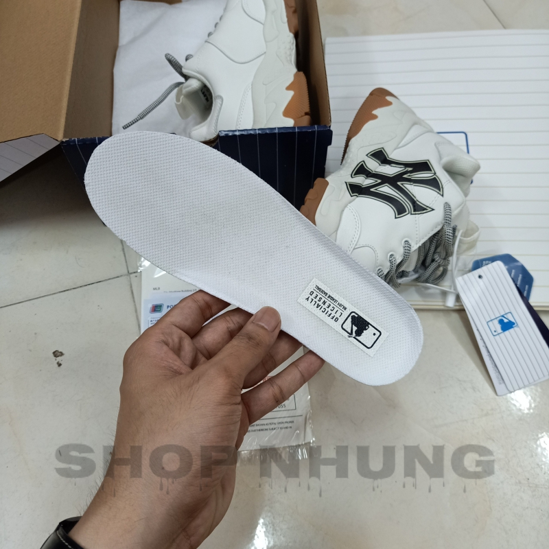 Giày mlb trắng chữ ny đen đế nâu nam nữ