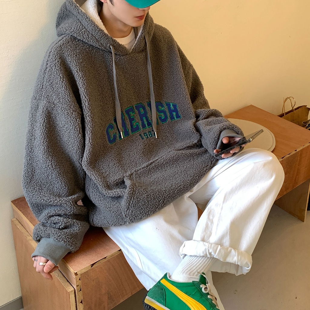 Áo hoodie tay dài dáng rộng thêu chữ chất liệu nhung thời trang cho nam