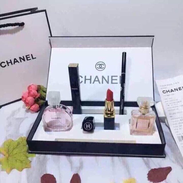 Bộ mỹ phẩm 5 món