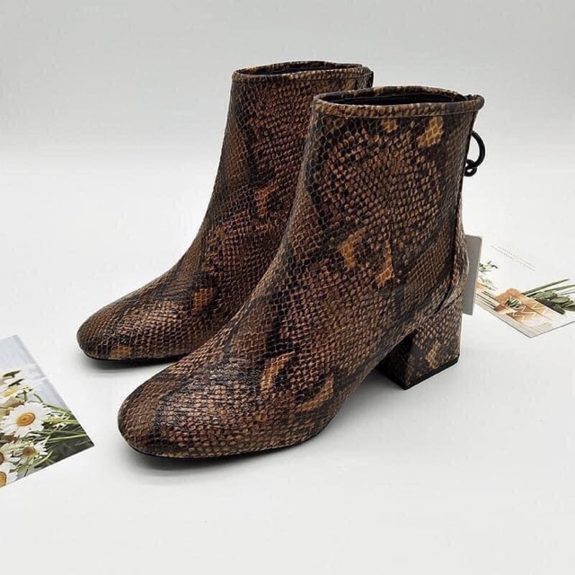 Boot Bershka