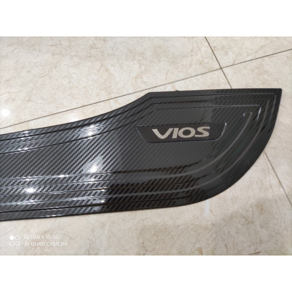 Ốp Tapli Cánh Cửa cacbon Xe Vios 2019 2020 2021 vân Carbon cao cấp- tặng kèm keo dính