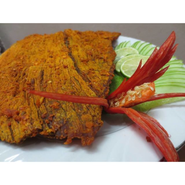 Khô bò lát nguyên miếng 500gr loại 1 chuẩn vị đặc sản Đà Nẵng khô mềm cay ít thịt ngọt thơm | BigBuy360 - bigbuy360.vn