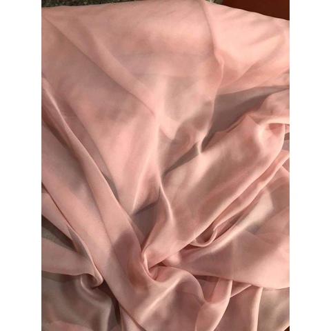 Vải voan tơ trơn chất xiêu xinh lên áo,đầm làm gì cũng ok