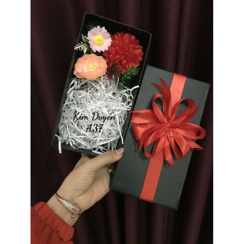 Hộp hoa đựng phấn - nước hoa-mỹ phẩm.. siêu đẹp | BigBuy360 - bigbuy360.vn