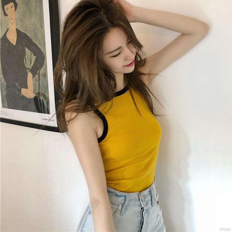 Áo thun sát nách hở lưng phong cách Hàn Quốc