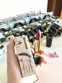 Son PAT McGRATH LABS