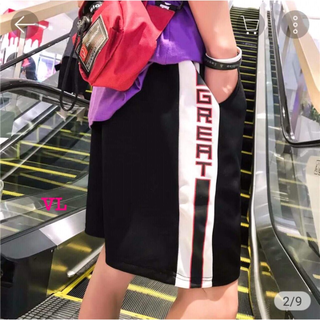 Quần đùi nam thể thao phối sọc chữ BLA2402