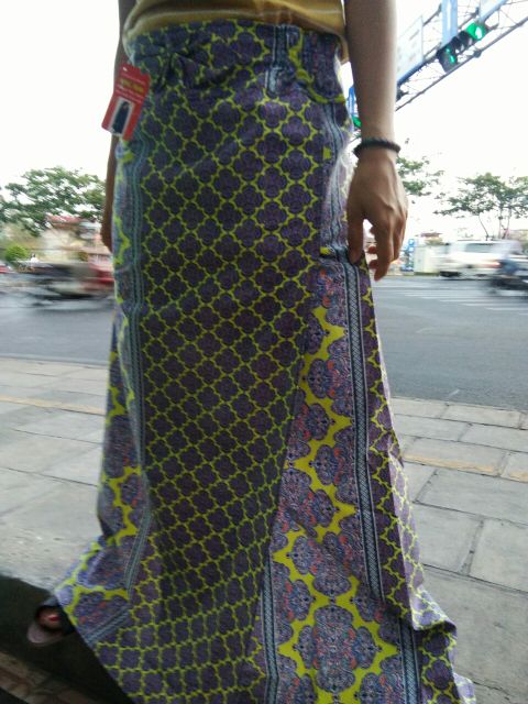 Váy chống nắng xẻ tà kaki cao cấp | BigBuy360 - bigbuy360.vn