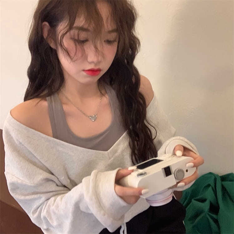 IELGY Áo lửng tay dài IELGY thời trang nữ tính