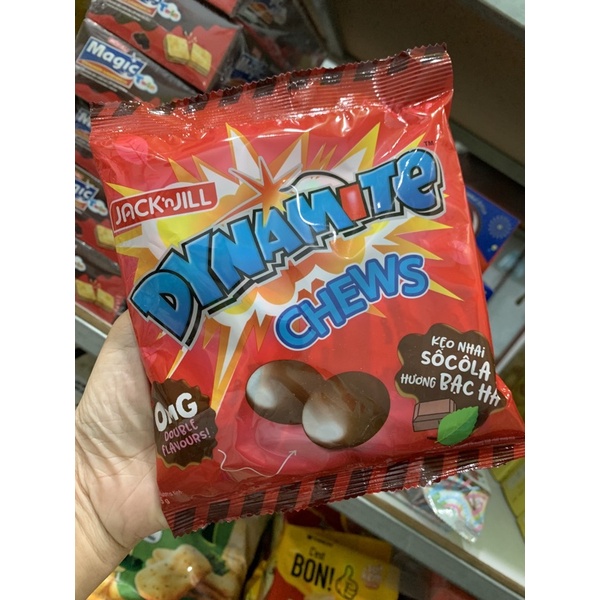 Kẹo nhai sô cô la hương bạc hà Dynamite gói 125g
