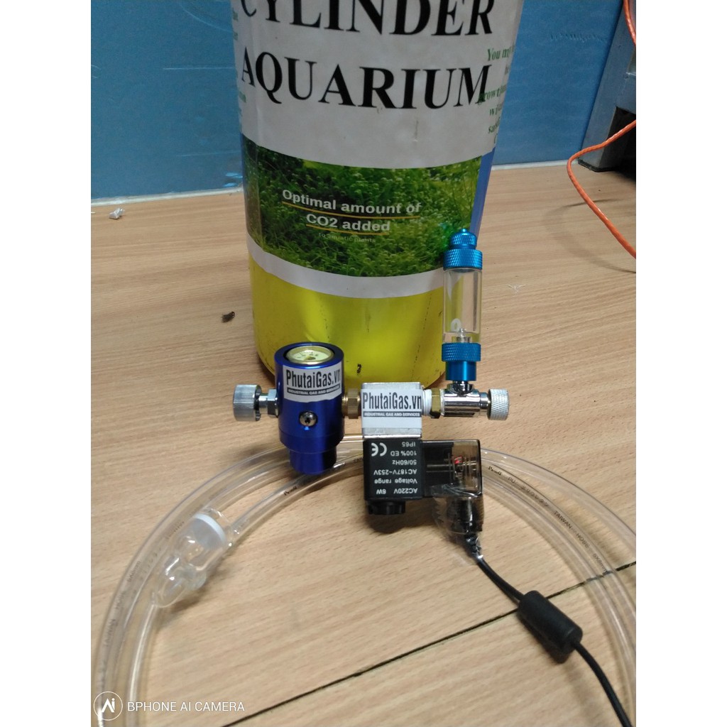 Van điện thủy sinh CO2