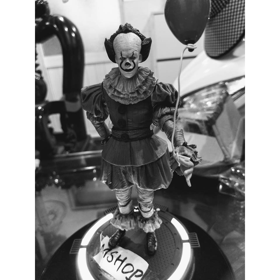 Mô hình Hề ma quái  IT Pennywise  - cao 16cm. Không kèm giá đỡ