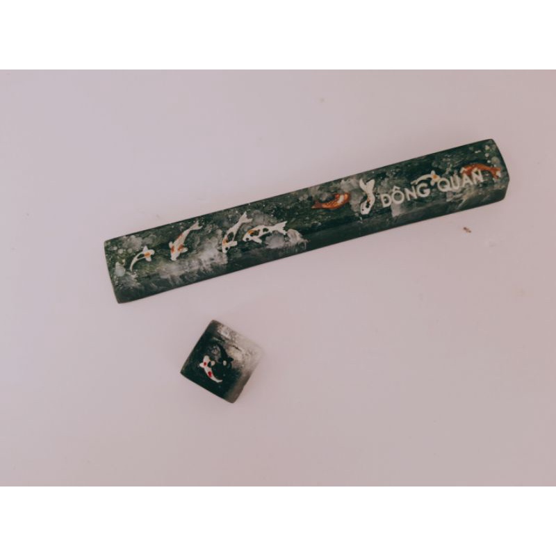 Nút Keycap SA Profile hàng R1 Resin Carp Keycap - Nút bàn phím cơ trong suốt hình cá trắng đen