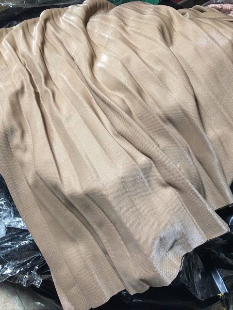 Chân váy xếp li dáng dài midi (kèm ảnh thật và video) | BigBuy360 - bigbuy360.vn