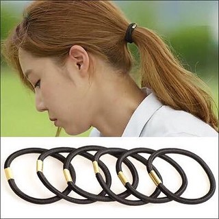 Cột tóc vòng đen basic