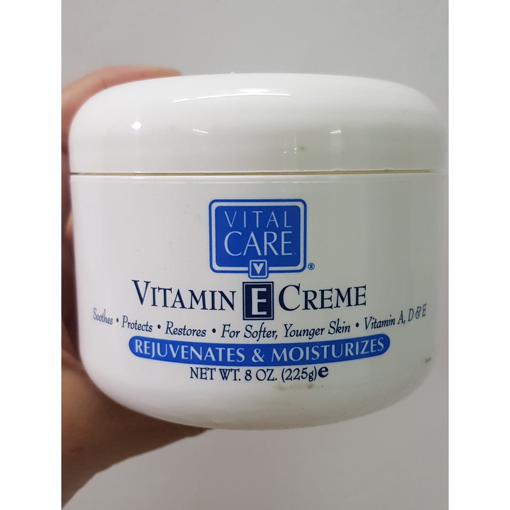 Kem dưỡng da toàn thân Vital Care Vitamin E 225g