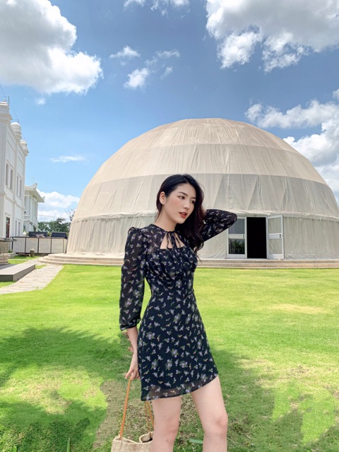 [Mã SKAMA06 giảm 8% tối đa 50K đơn 250K] Đầm FLORAL tay lửng cách điệu cổ | BigBuy360 - bigbuy360.vn