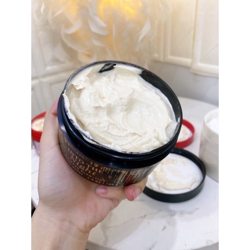 Kem bơ dưỡng thể có nhũ lấp lánh Bath & Body Works