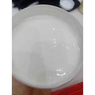 KEM DƯỠNG TRẮNG BODY