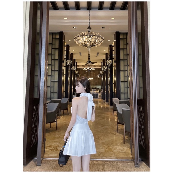 Áo Yếm Phong Cách Chic