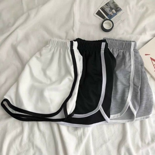 Quần đùi viền cực hot