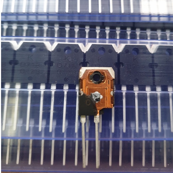 D718, B688 HÀNG MỚI CHÍNH HÃNG KEC