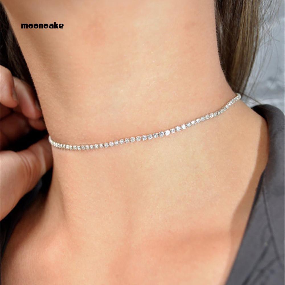 Vòng cổ choker đính đá mặt trăng giả kim cương nhân tạo lấp lánh