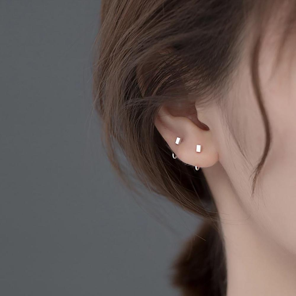 Bông Tai Hình Khối Lập Phương Cỡ Nhỏ Phong Cách Hàn Quốc Thời Trang Cho Nữ