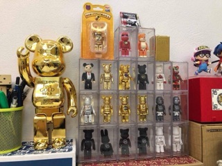 Hộp trưng bày bearbrick 100%